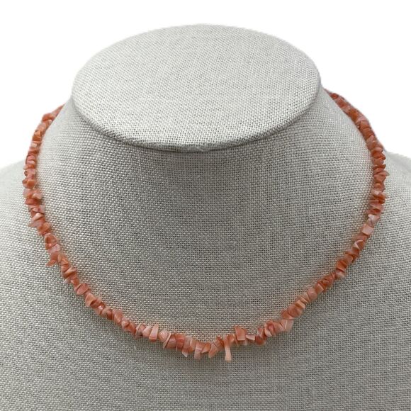 Vintage Salmon Pink Coral Chip Beaded Necklace 16" Single Strand Estate Necklace - Picture 1 of 5